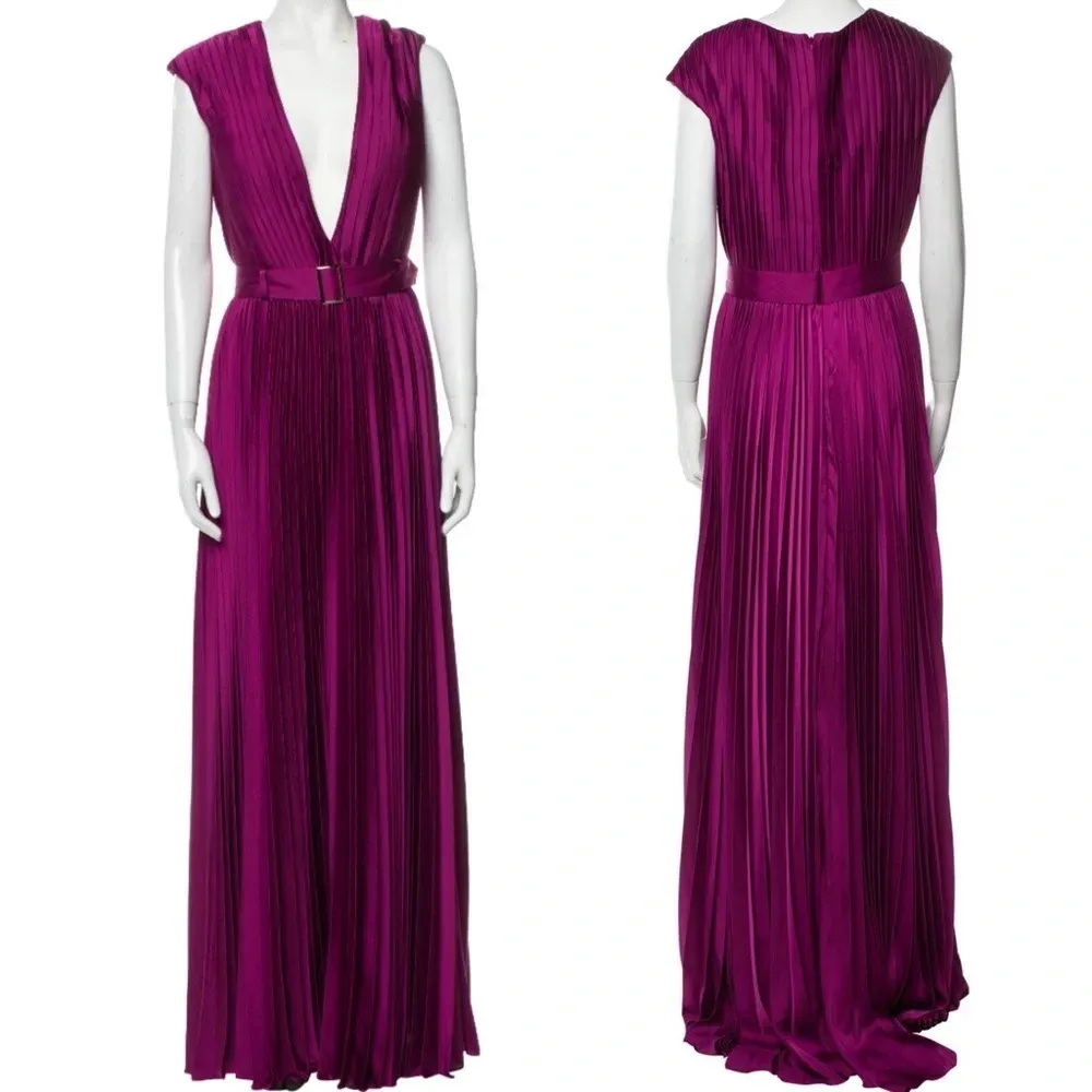 Mac Duggal Pleated Plunge Neck Belted Satin Gown size 8 $458‎ - Image 3
