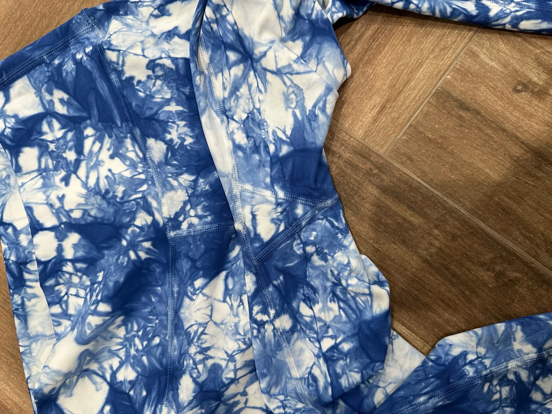 Lululemon Wundermost Under Tie Dye Leggings size 6 - Image 4