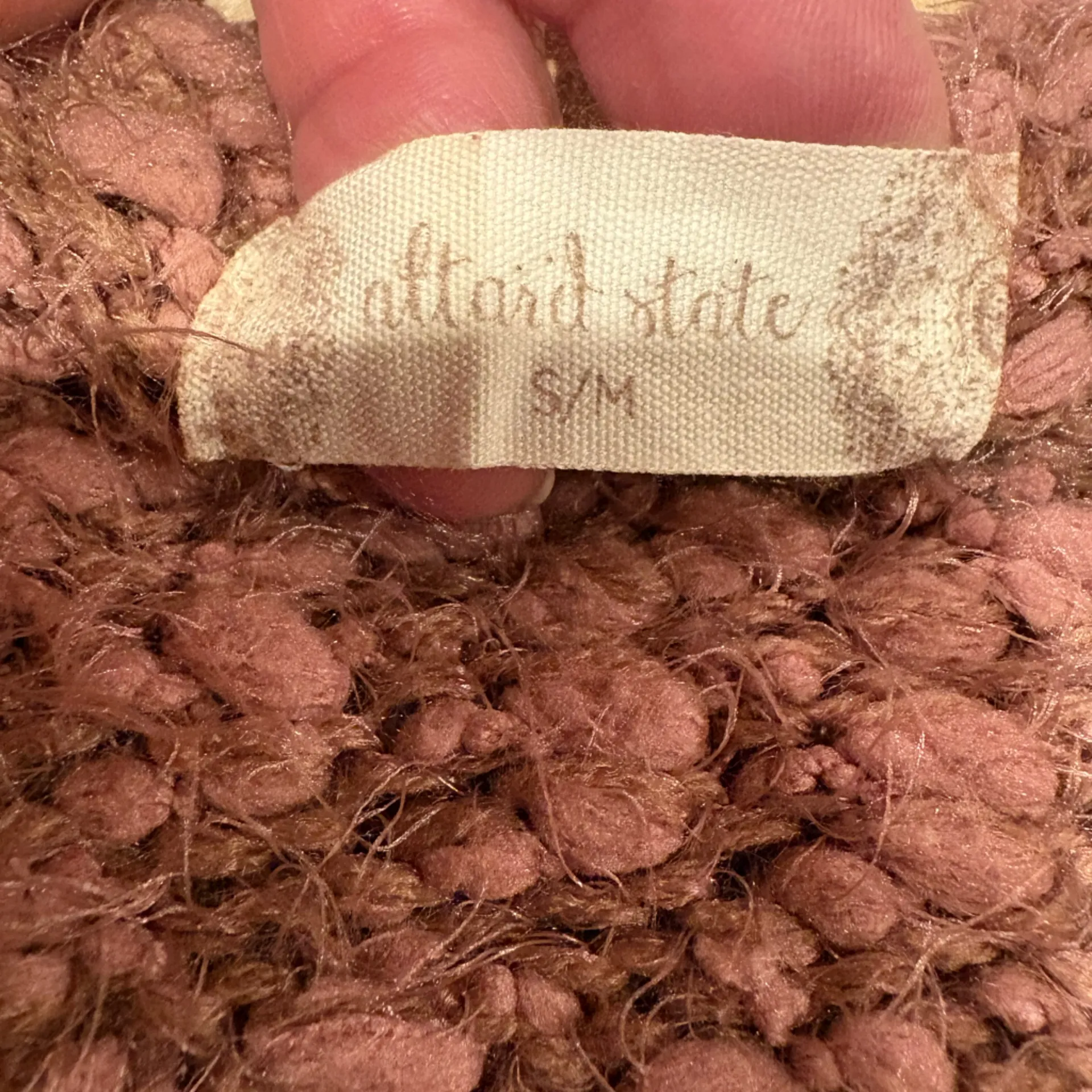 Alterd State Dusty Rose Fuzzy Eyelash Sweater
Women's S/M Rose' Mauve Oversized - Image 6