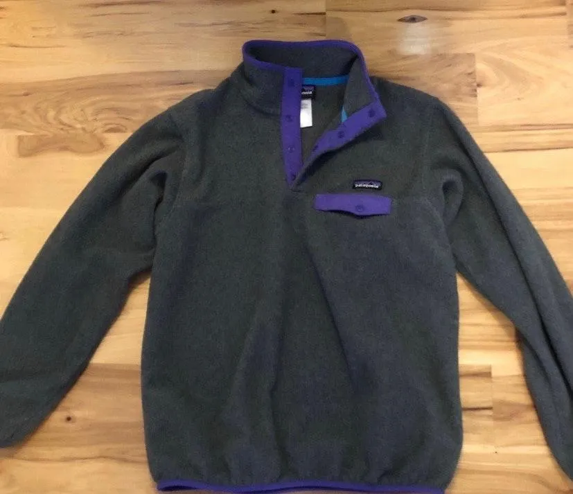 Patagonia Gray And Purple Synchilla - Image 4