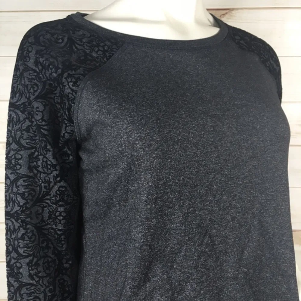 Calia Carrie Underwood Sweater Textured Sleeves - Image 3