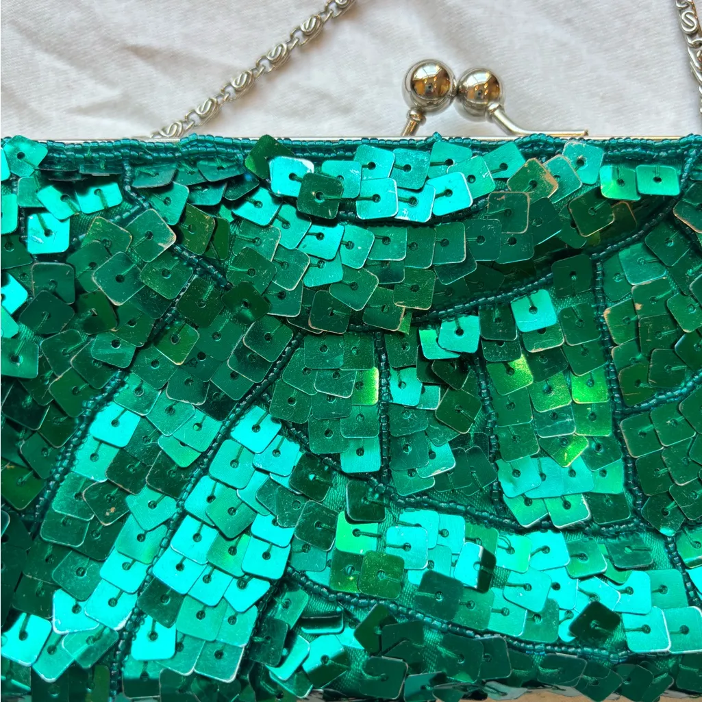 Apt. 9  Emerald teal  Sequin shoulder bag with chain strap - Image 2