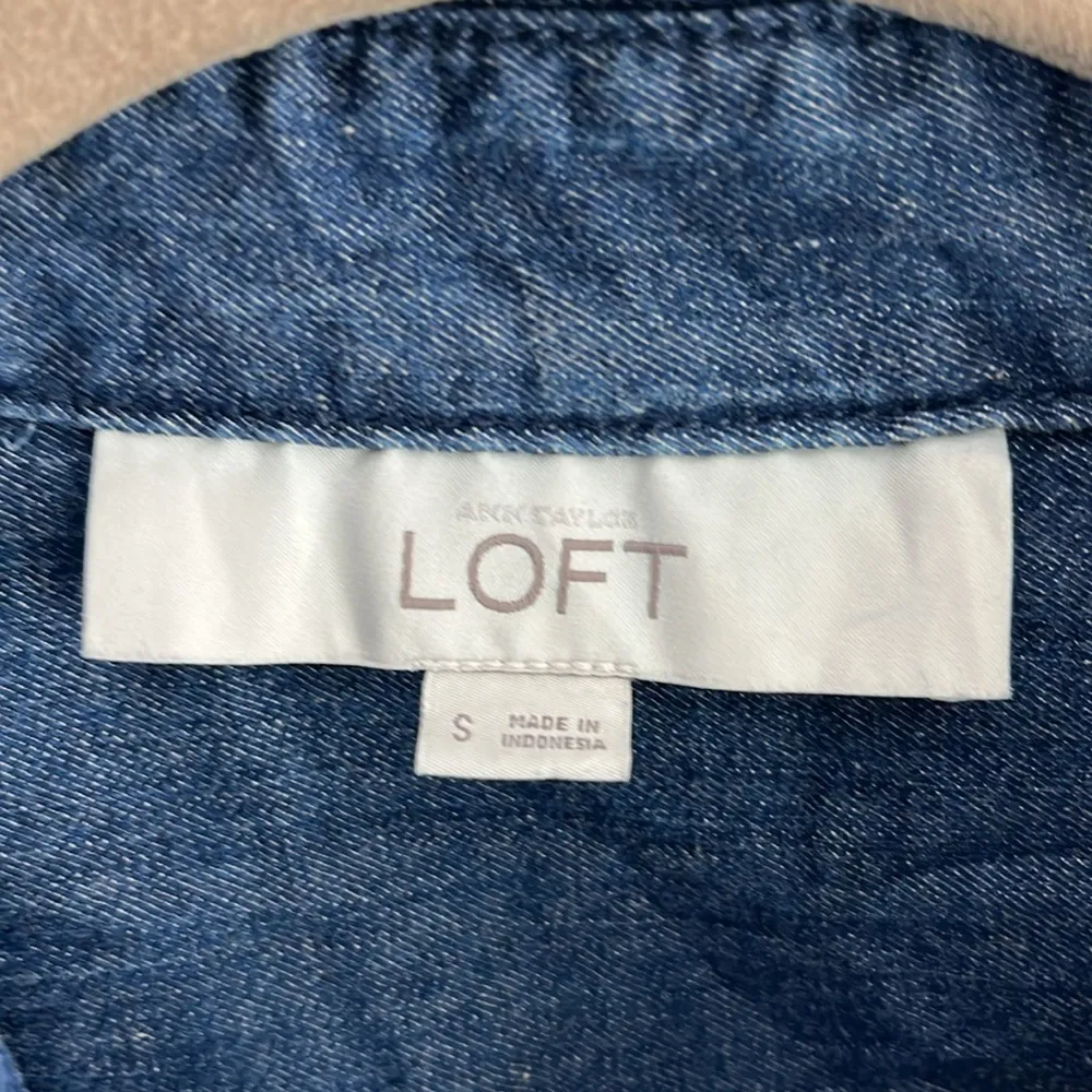 LOFT Blue Denim-like Button-Up‎ Shirt woman’s size Small - Image 2