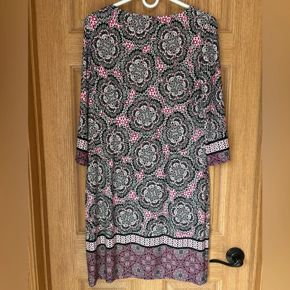 Chico’s Floral Patterned Dress with Pink Accents Womens 1 / 8-10 - Image 2