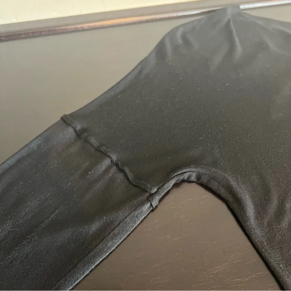 Cut 25 by Yigal Azrouel tunic top, cut out back, long sleeve, asymmetric, black Size 6 - Image 7