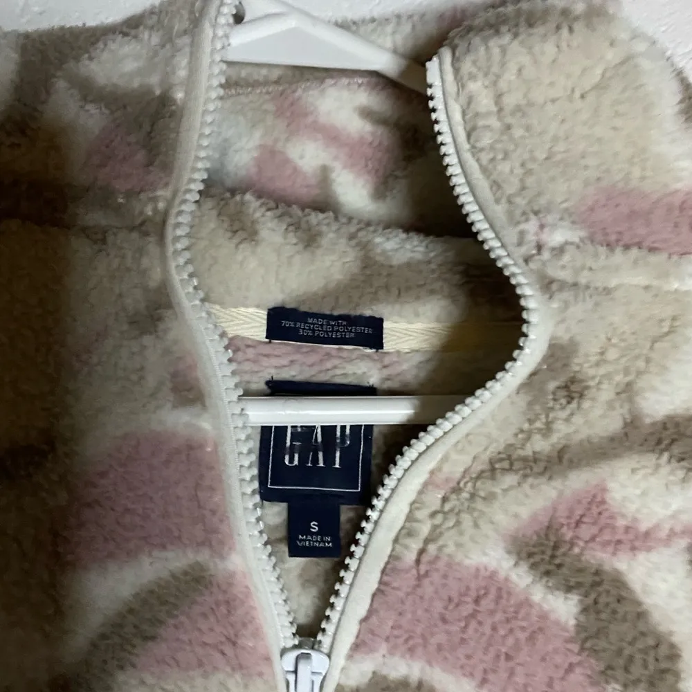 Cozy gap Sherpa Camouflage Jacket hooded small - Image 3