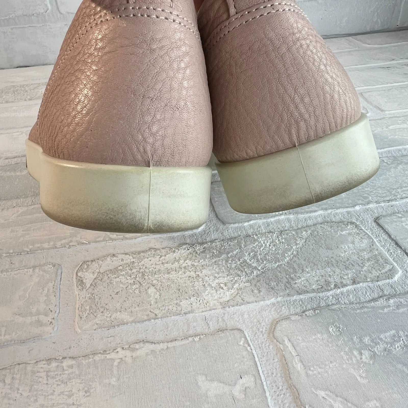 Ecco 39 Gillian Slip On Sneaker Womens 8 Pink Shoes Pebbled Leather Comfort - Image 13