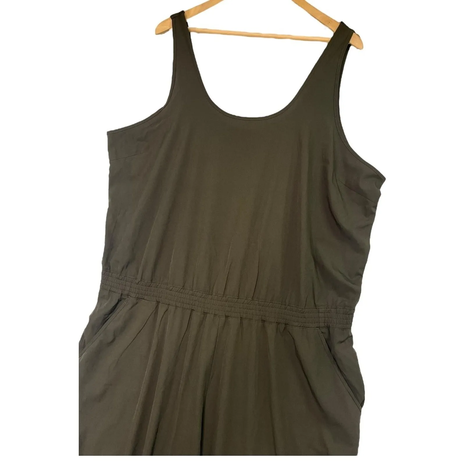 Old Navy Active Jumpsuit Womens 2XL Olive Green StretchTech Sleeveless Pockets - Image 8