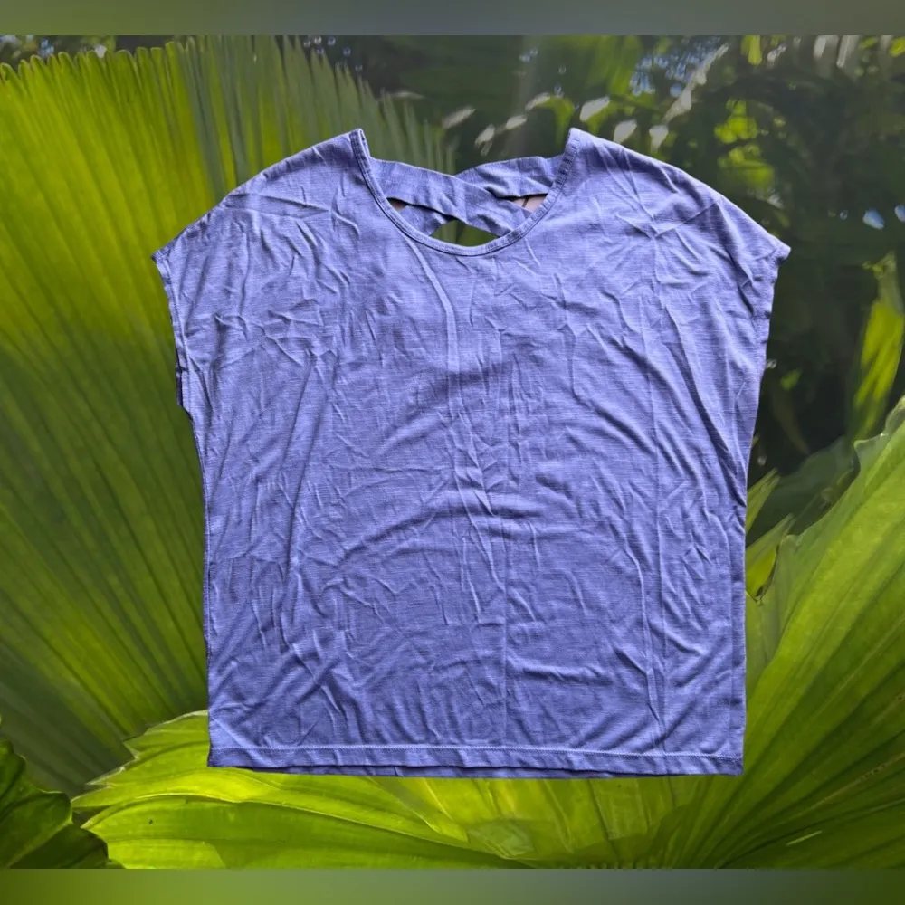 Gaiam Crossed Strap‎ Tank Top blue/ gray Size M made in China cotton lightweight - Image 4