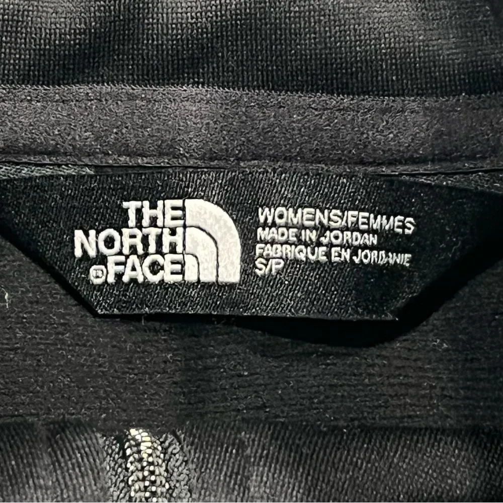 NEW The North Face Ladies Tech 1/4 Zip General Mills Logo Pullover size Small - Image 9