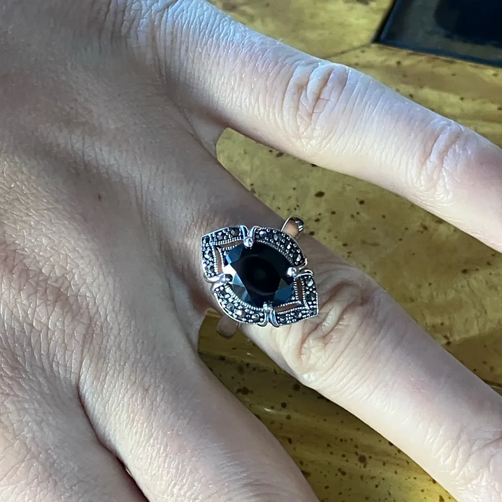 Natural Black Spinel Sterling Silver Ring Size 7 - Image 4