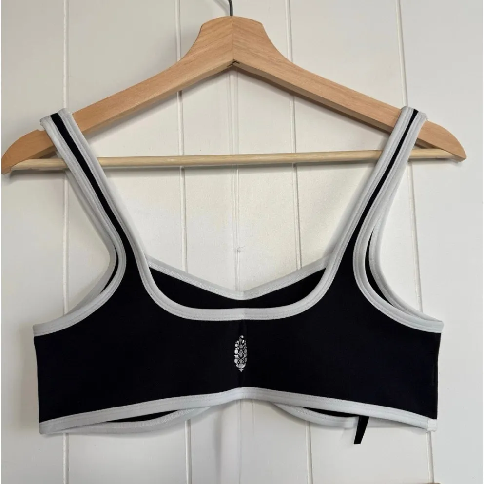 Free People crop top yoga activewear sportswear stretchy workout gym XL black - Image 2
