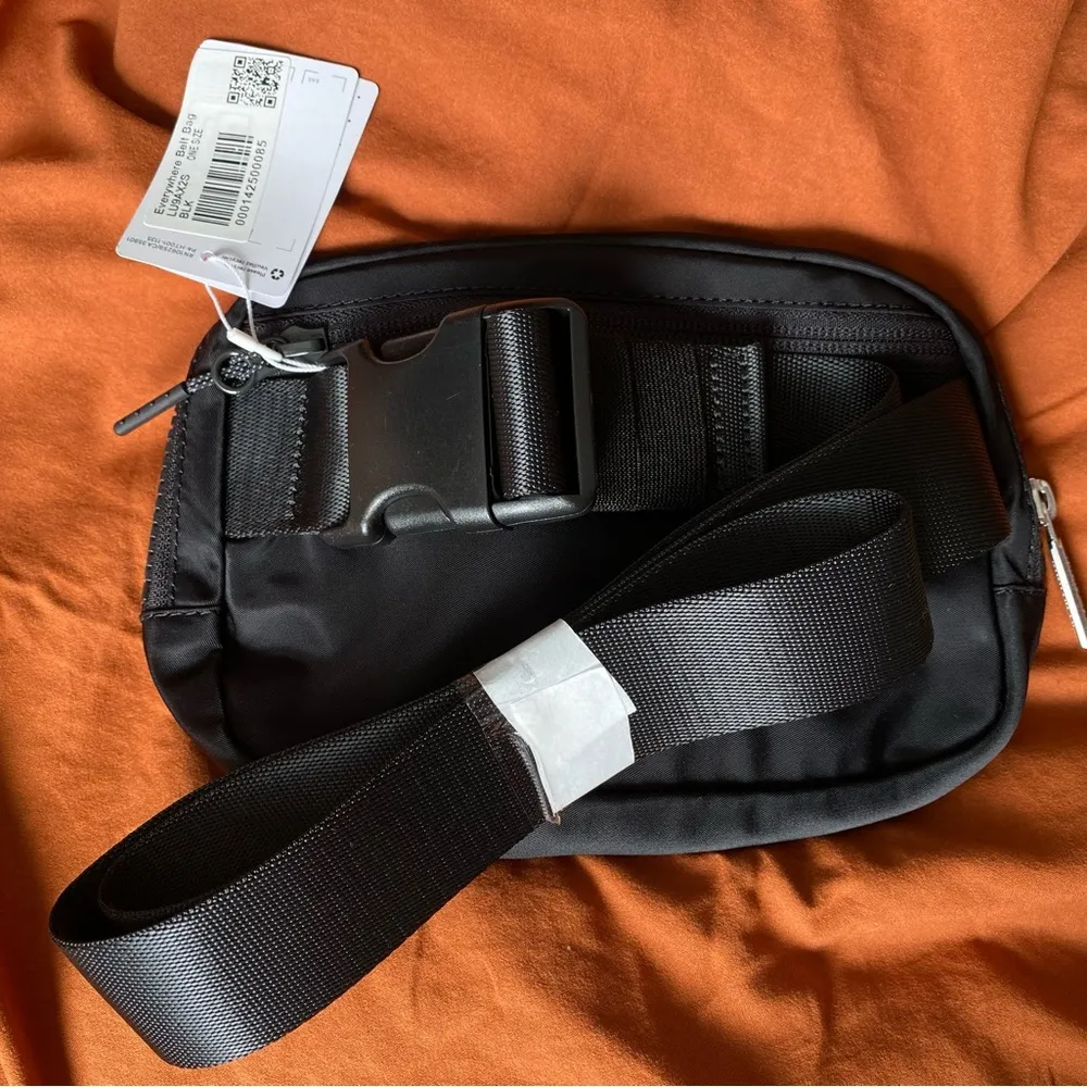 Everywhere Belt Bag - Image 3