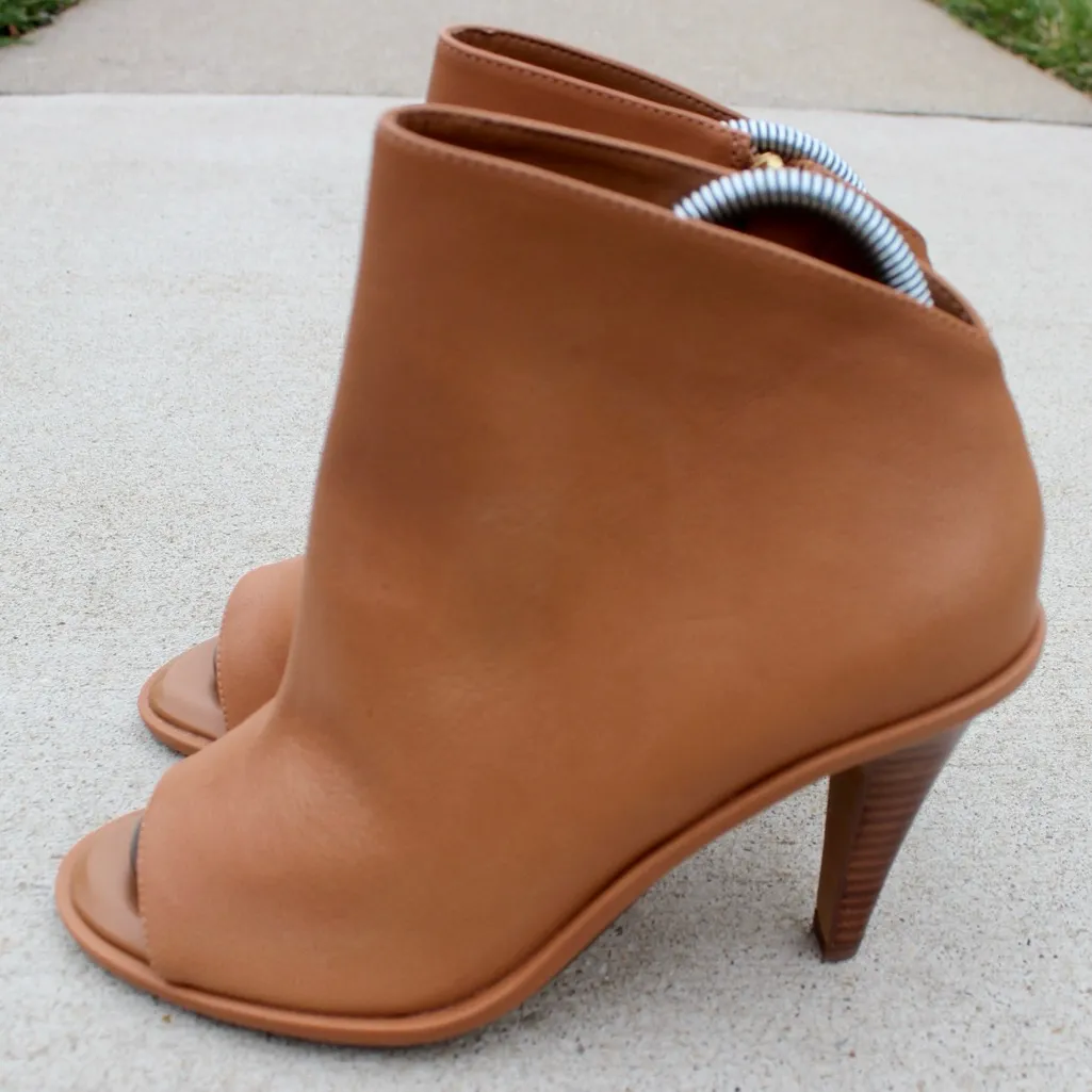 Vince Camuto Women's Finndaya High Heel Light Cognac Ankle Boot Sz 9 - Image 5