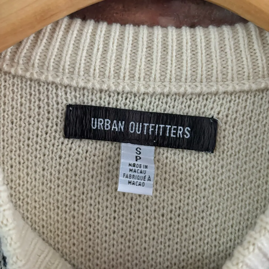 Urban Outfitters Blue Diamond Argyle Sweater, M - Image 4