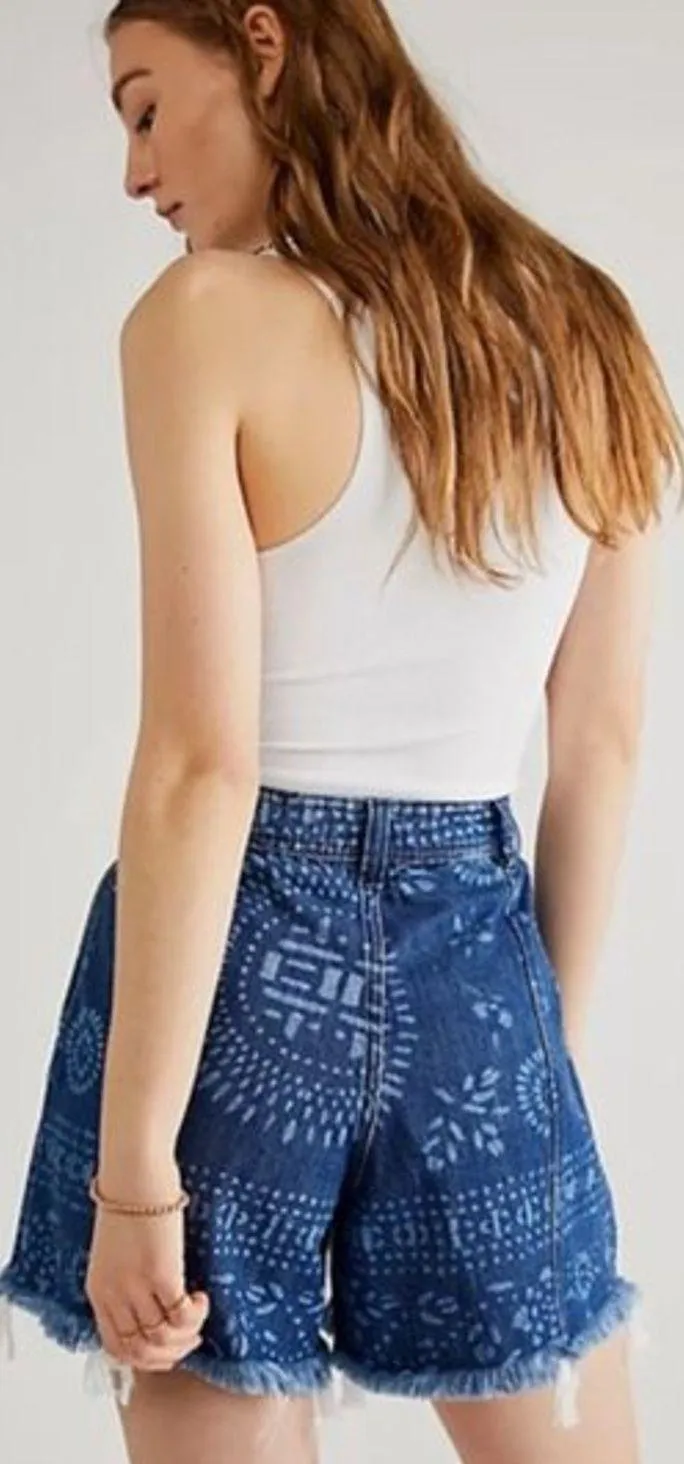 NEW Free People We The Free Amelie Printed A-Line Denim Jean Shorts Size 28 - Image 2