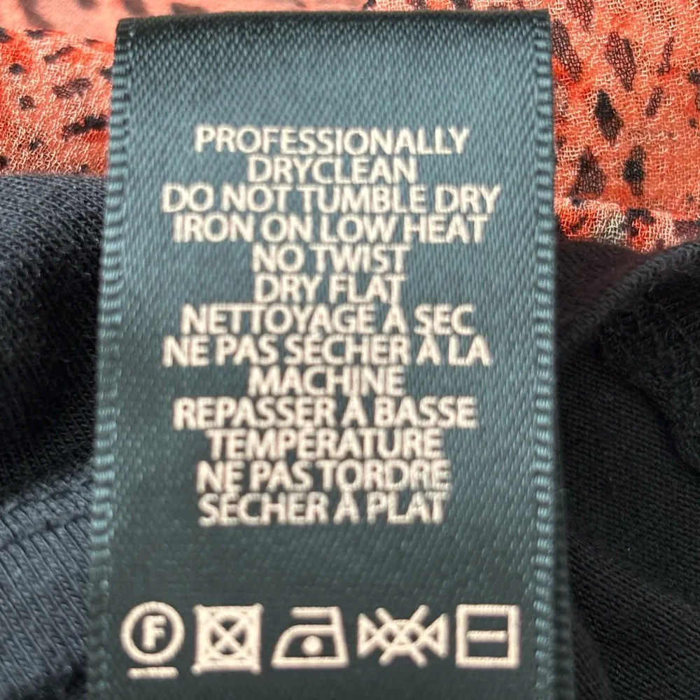 Sleeveless Red/Pink w Black Sequin Trim Size M - Image 11