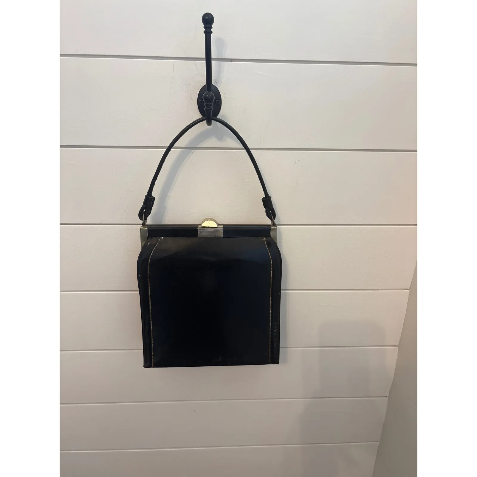 Vintage 1940's Black Patent Leather Kiss Lock Frame Handbag Evening Bag - Image 3