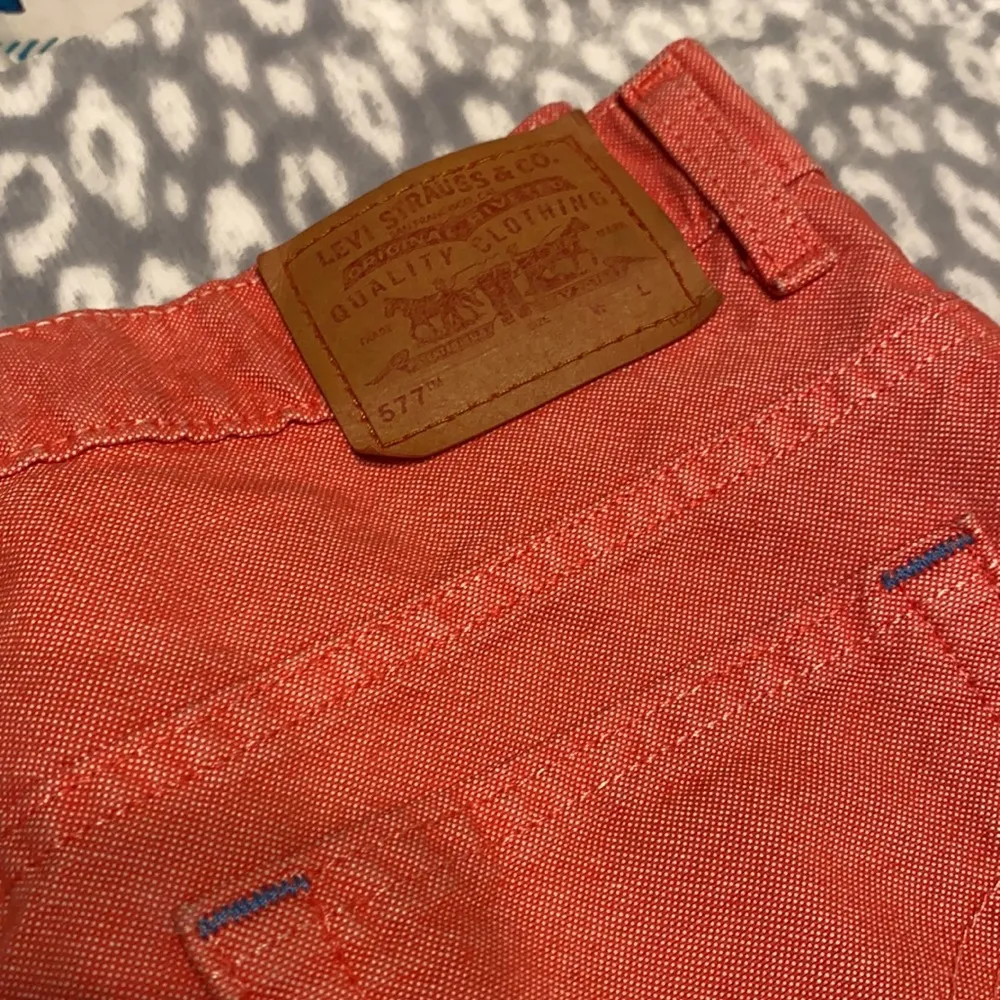Vintage Levi’s 577 red denim Nouveau cropped jeans, size 12 - Image 4