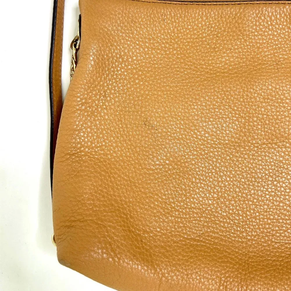 Michael Kors East West Crossbody in Camel Pebbled Leather and Gold Chain - Image 6
