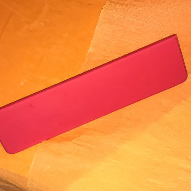 iPad Pro magnetic cover will relist Red - Image 3