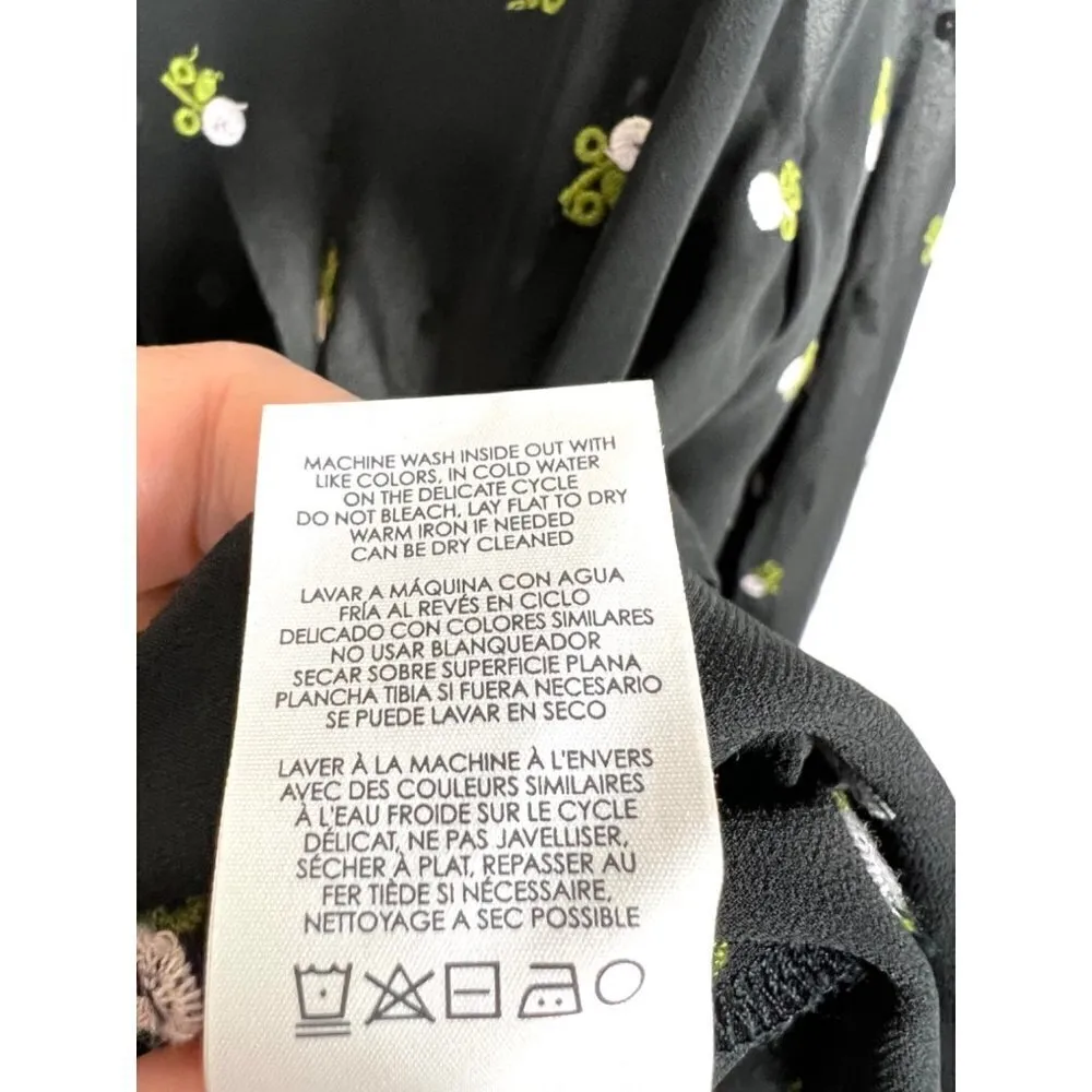 Cabi floral embroidered‎ half button up top - Image 8