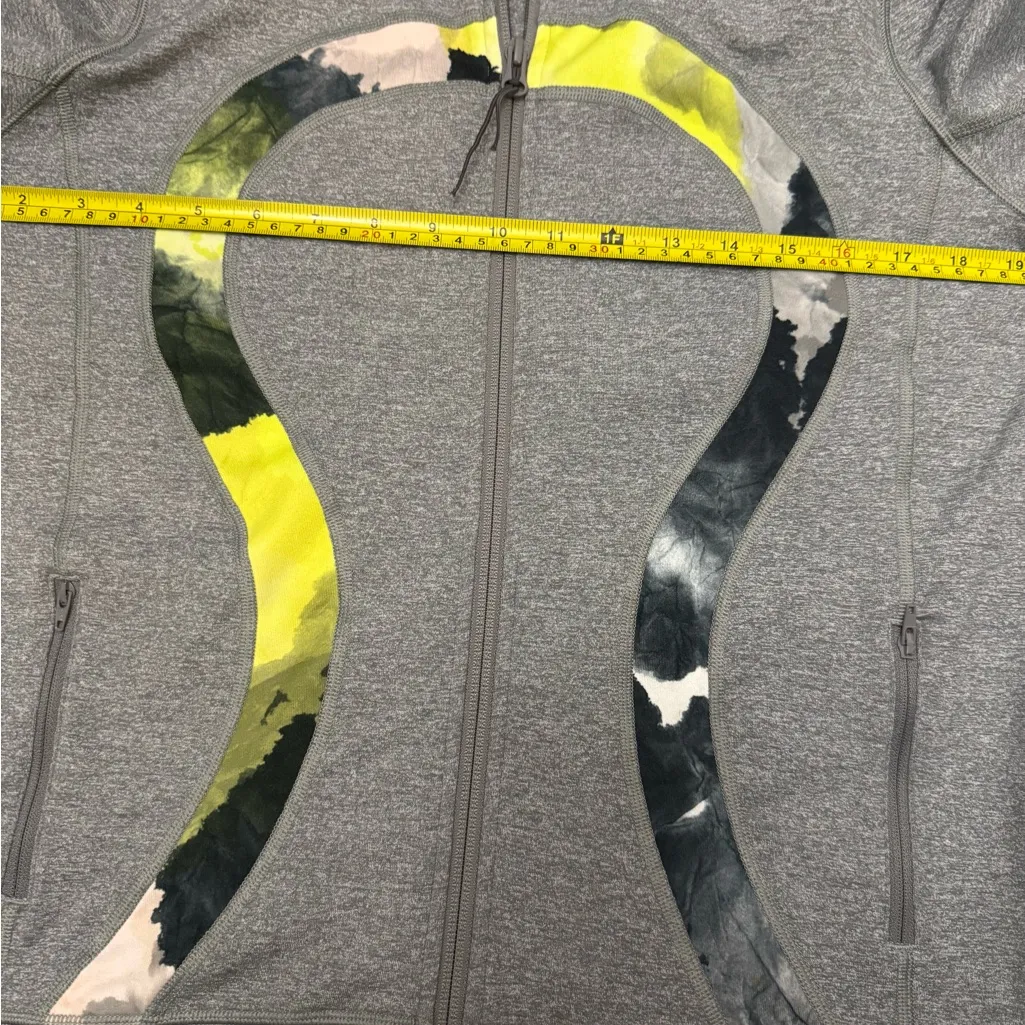 Lululemon Gray Zip-Up Jacket Size 10 – Logo Print Detail - Image 12