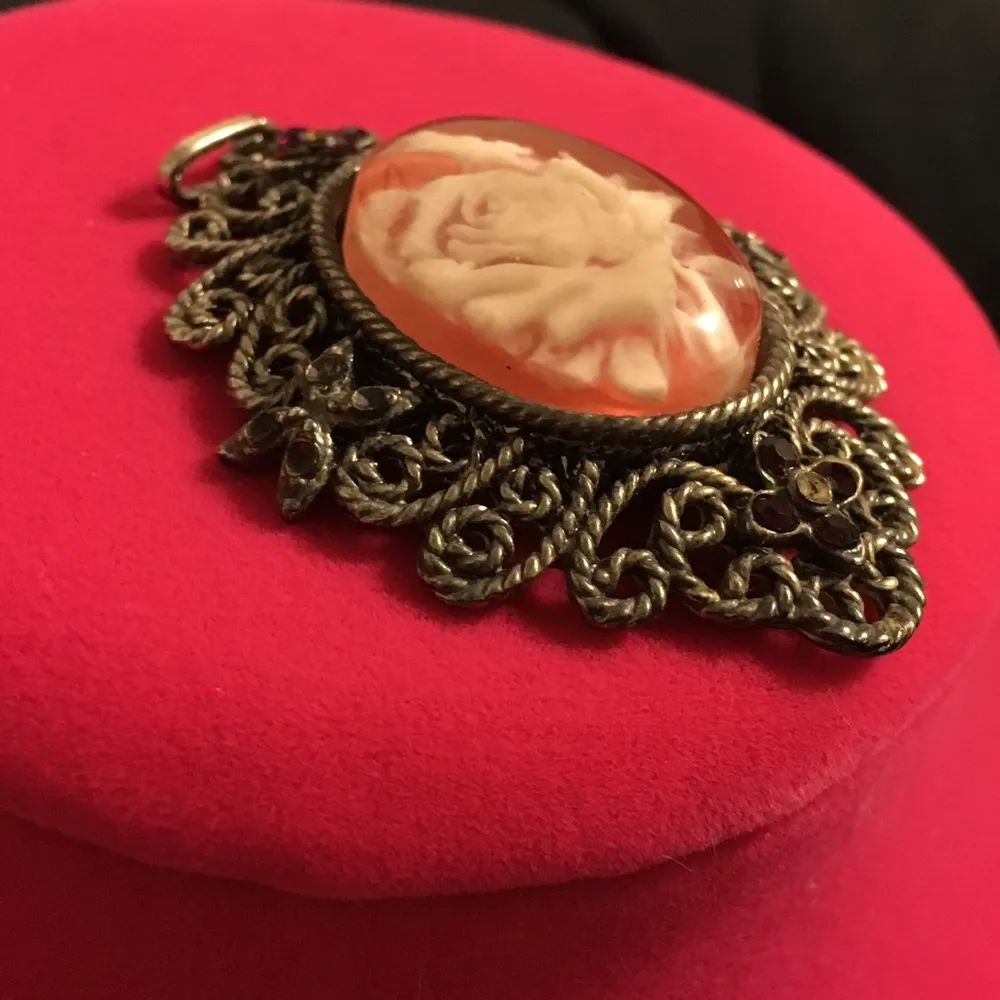 Vintage Floral Cameo Silver - Image 2