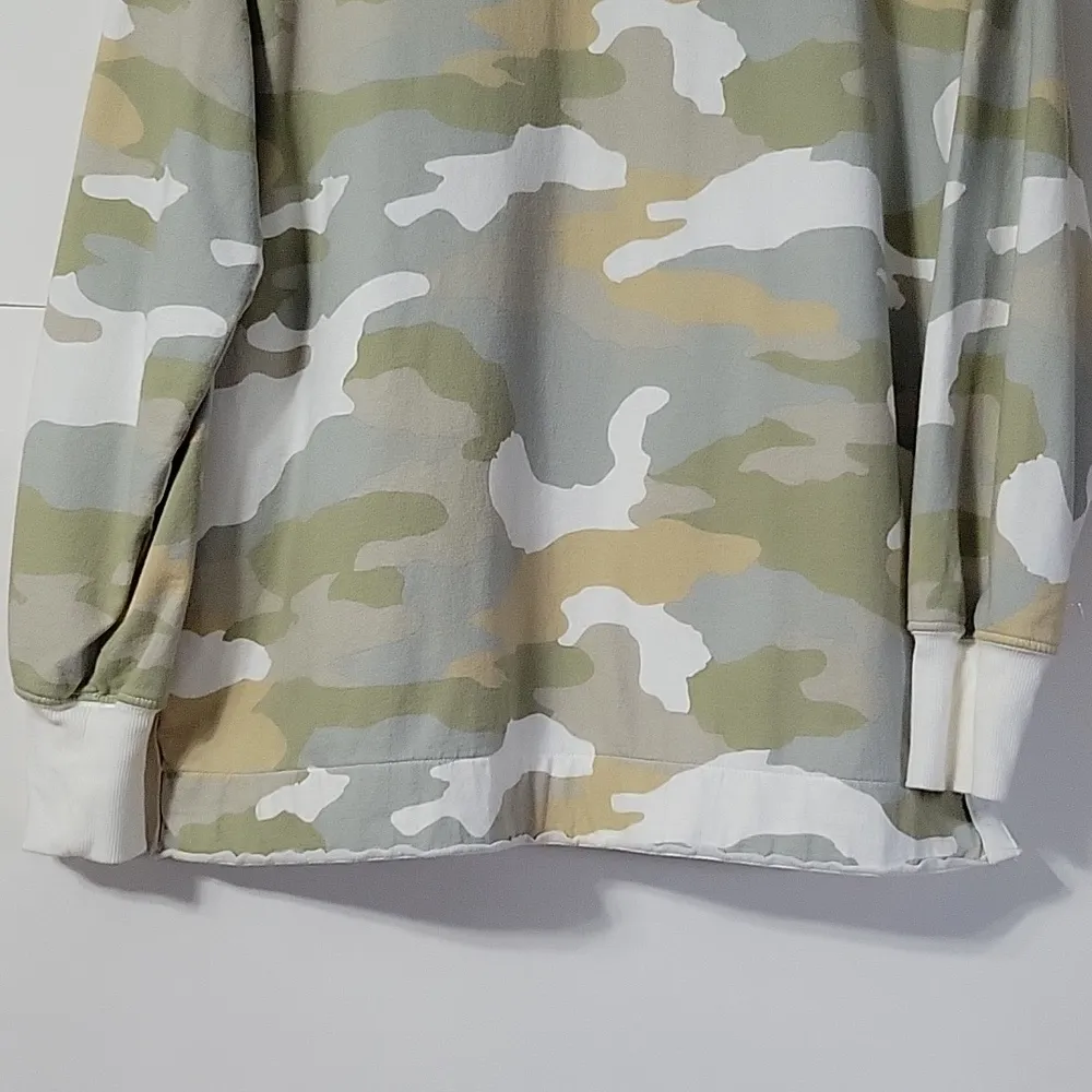Aerie Oversized Split hem Camo Hoodie Size S - Image 10
