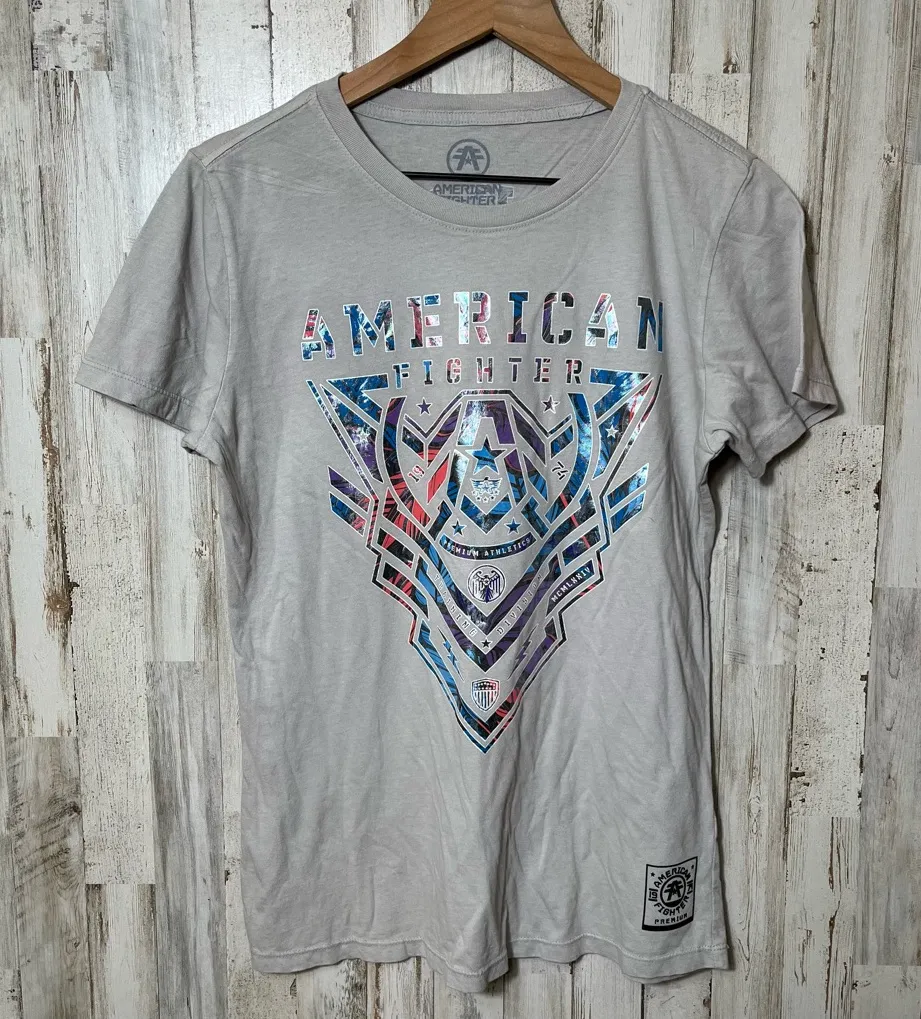 American Fighter Gray Multicolor Short Sleeve Tee Aredale Womens Size Medium - Image 1