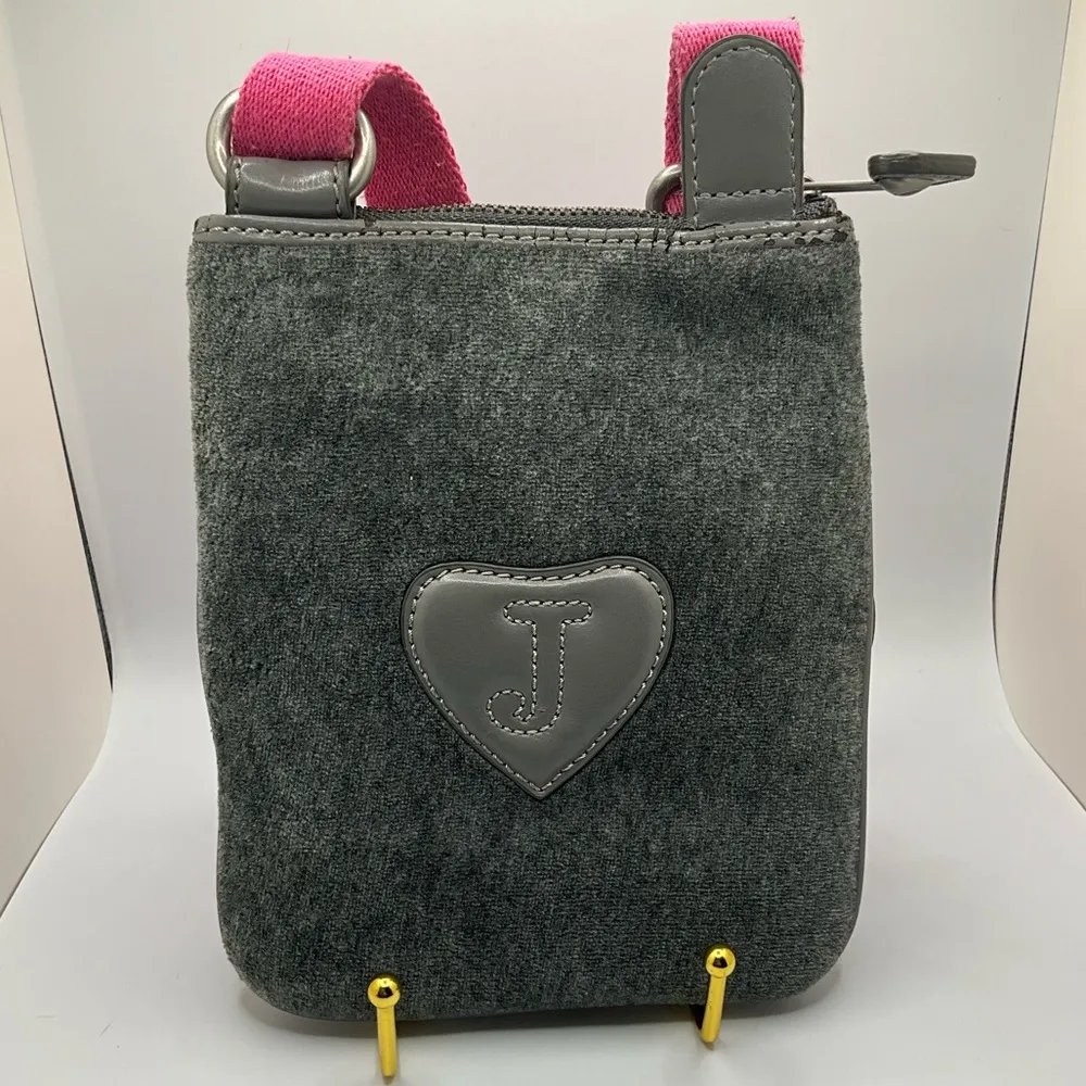 A Rare Vintage Y2K Juicy Couture Scottie Print Crossbody Handbag - Image 4