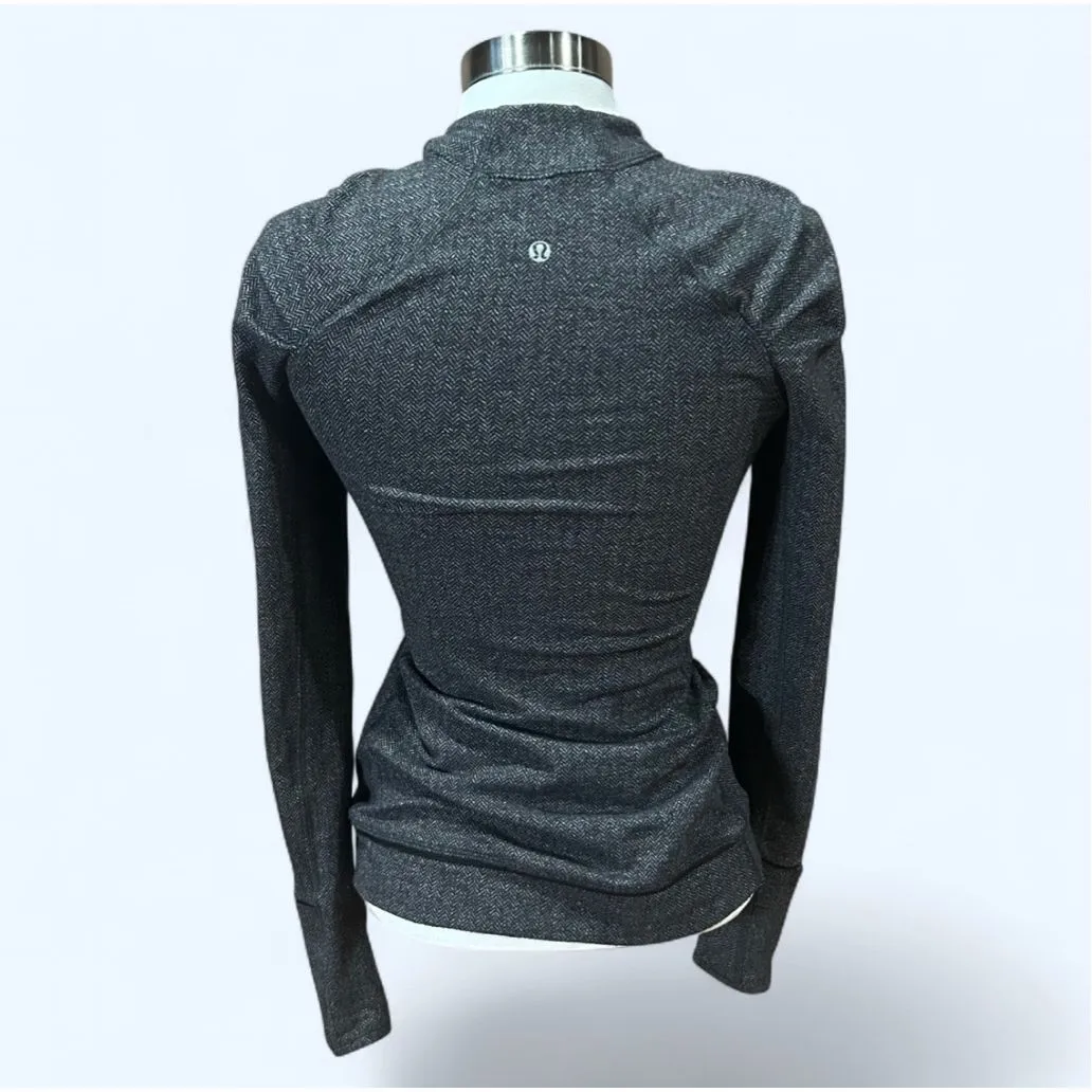 Lululemon Size 2 Heather Gray Herringbone Pullover Shirt - Image 2