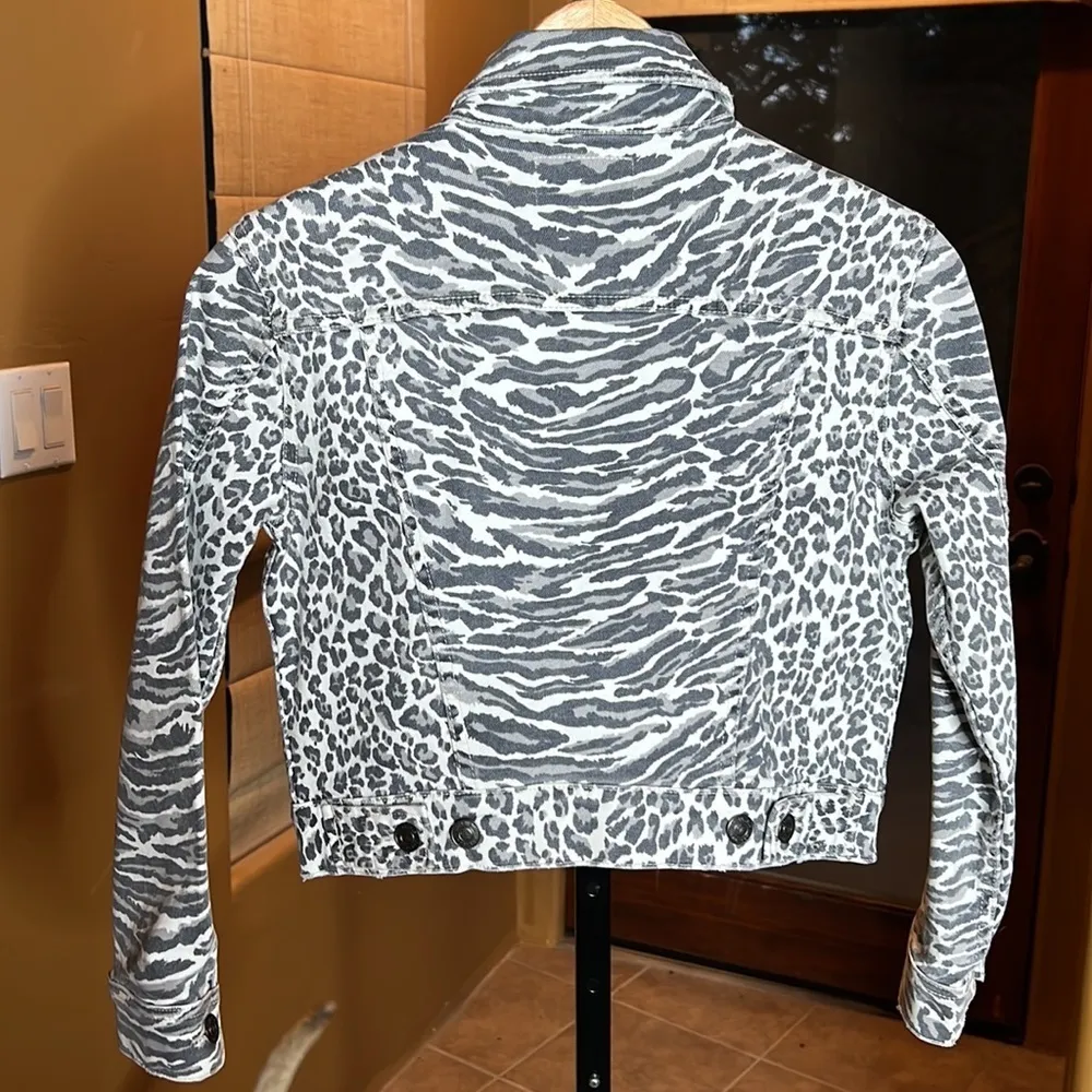 Current/Elliott Leopard Tiger Black Gray White Jean Jacket Size 0 - Image 10