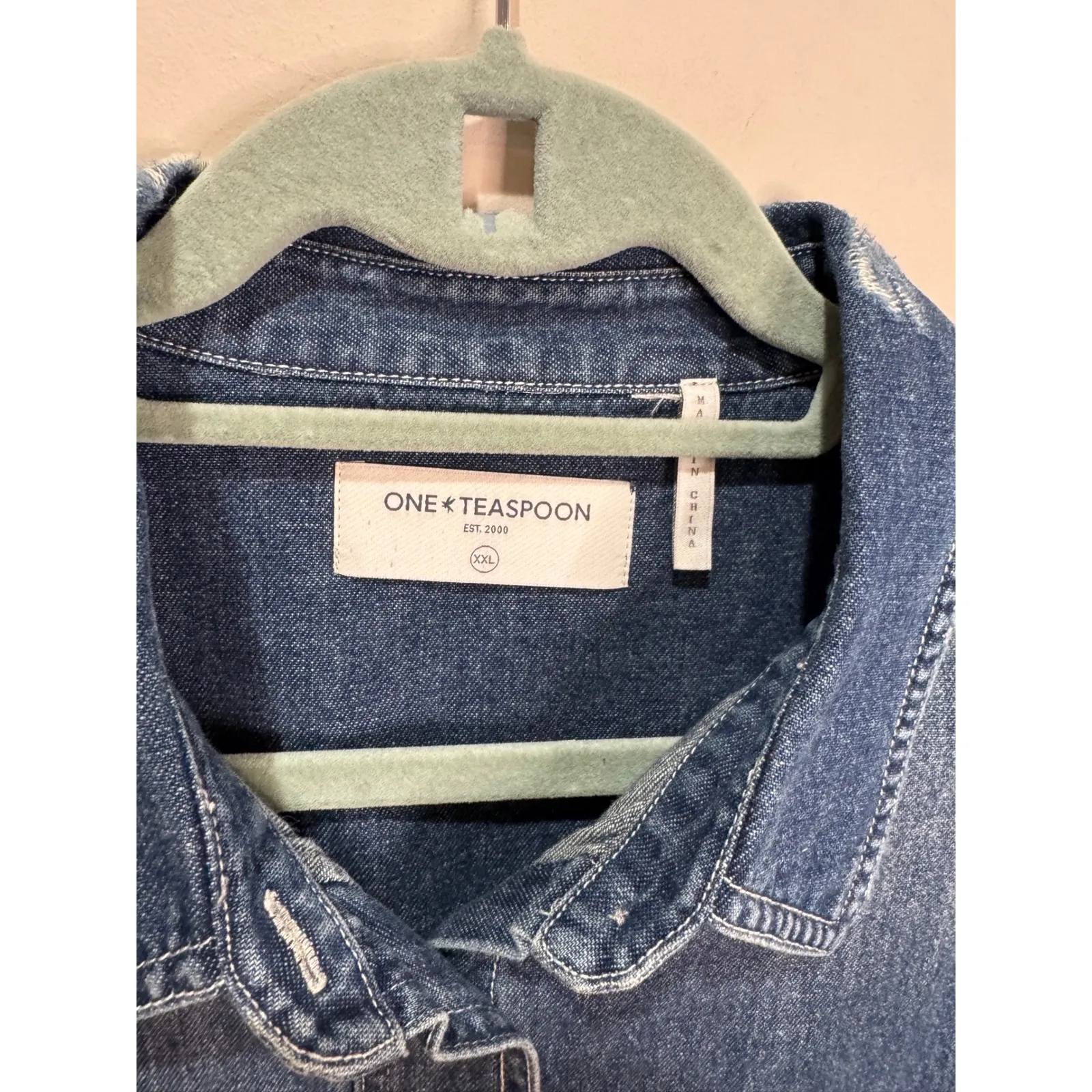 One Teaspoon Distressed Blue Everyday Classic Denim Top Sz XXL - Image 7