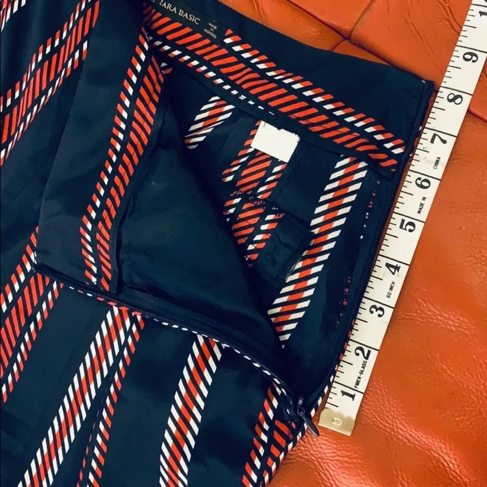 Zara Basic navy/red/white striped pleated pants. - Image 9