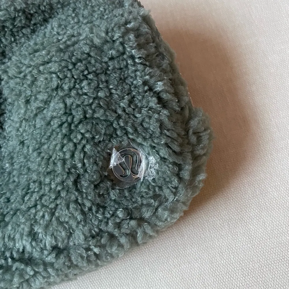 Belt Bag 1L Fleece - Grey Eucalyptus - Image 2