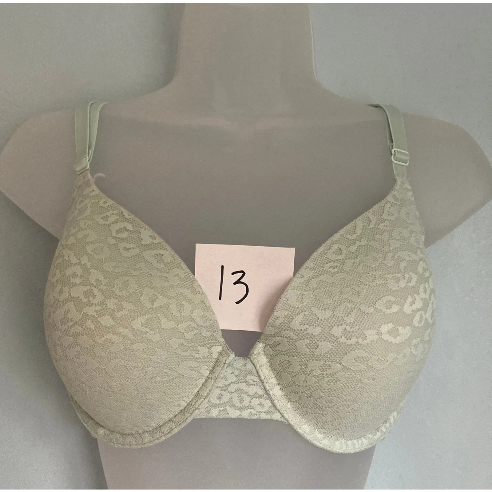 PINK Victoria's Secret Bra 34DD Lightly Lined Animal Pattern Lace Green Size undefined - Image 9