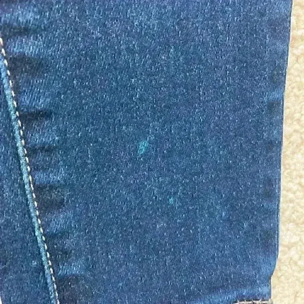 American eagle ripped jeggings in size 2 - Image 3