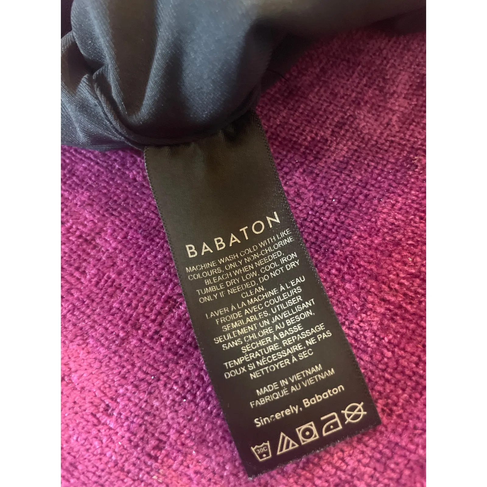 Aritzia BABATON Contour V-Neck Romper Black XS One Piece YOGA FITNESS LOUNGEWEAR - Image 6