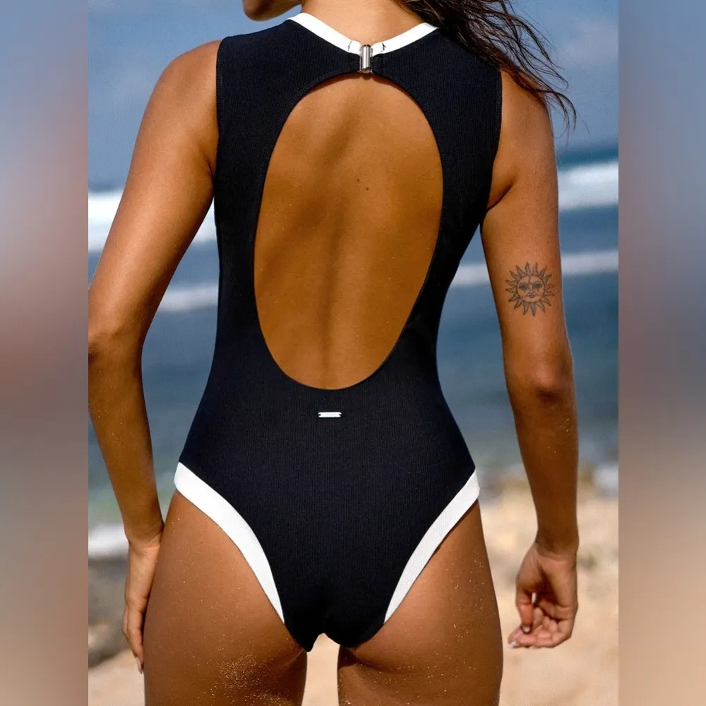 Berlook Contrast Round Neck Backless One - Image 4