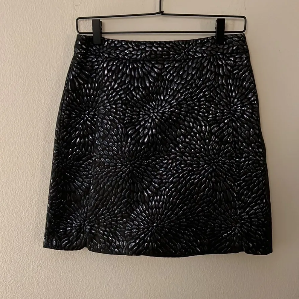 LOFT Shimmer Metallic A-line Mini Skirt Size 2 - Image 2