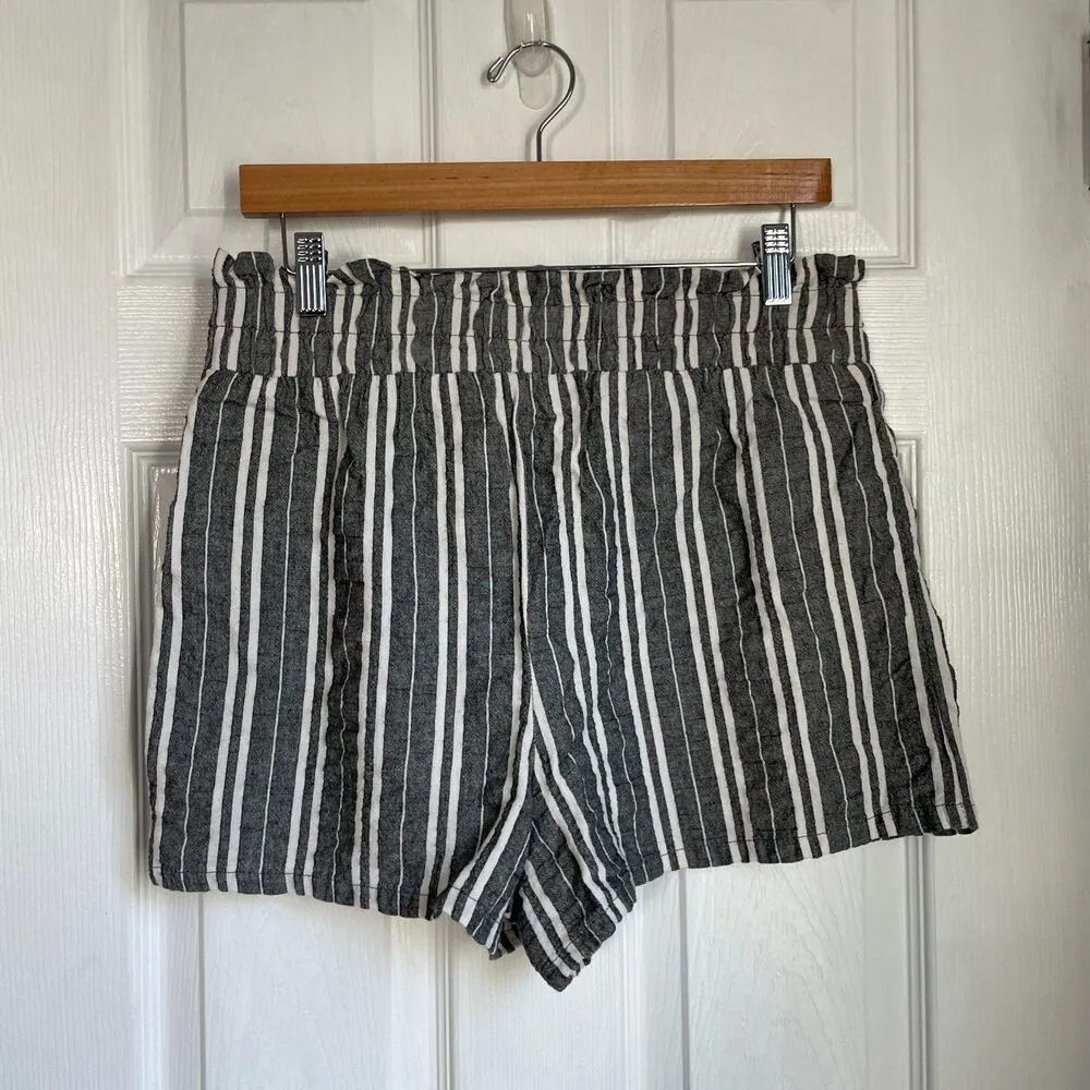Wild Fable Striped Paperbag shorts size L - Image 4