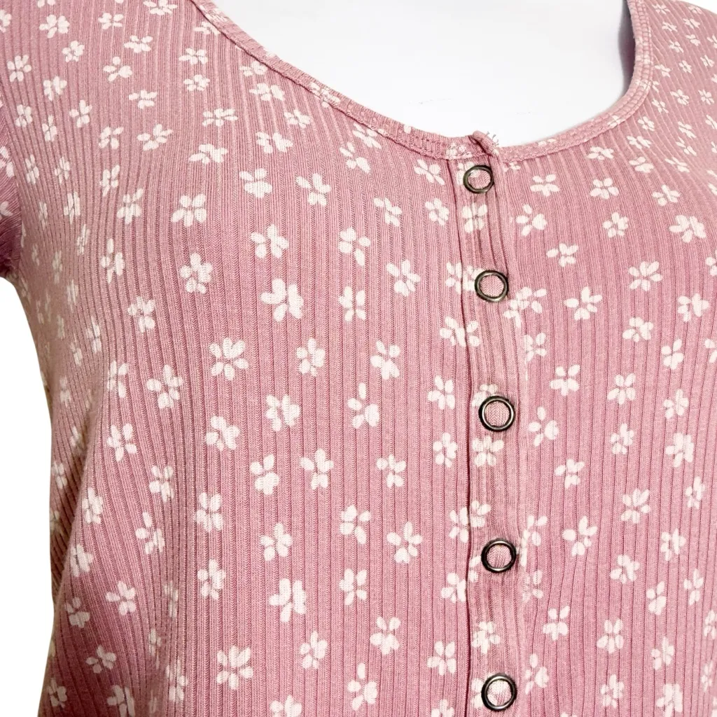 American Eagle Floral‎ Snap Front Baby Tee size S - Image 5