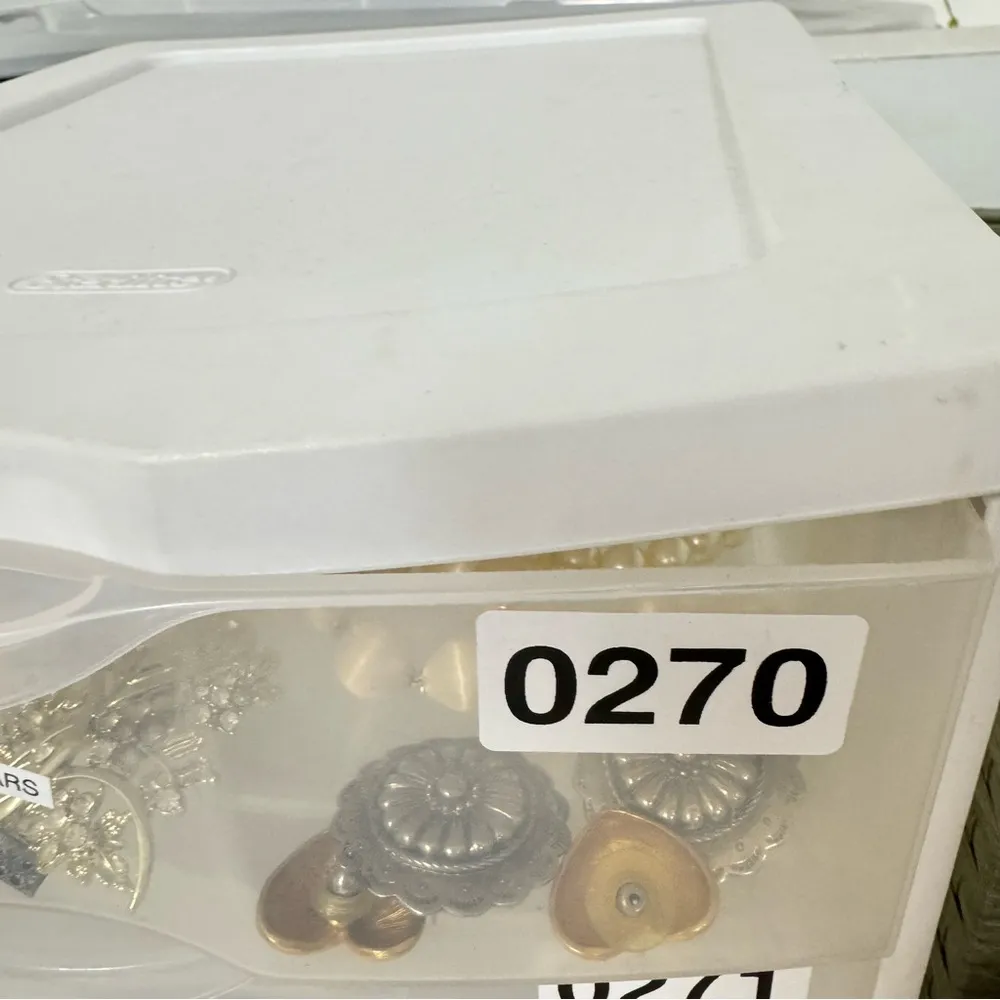 Vintage Australian Crystal Two Strand Aurora Borealis Necklace Estate Jewelry - Image 7