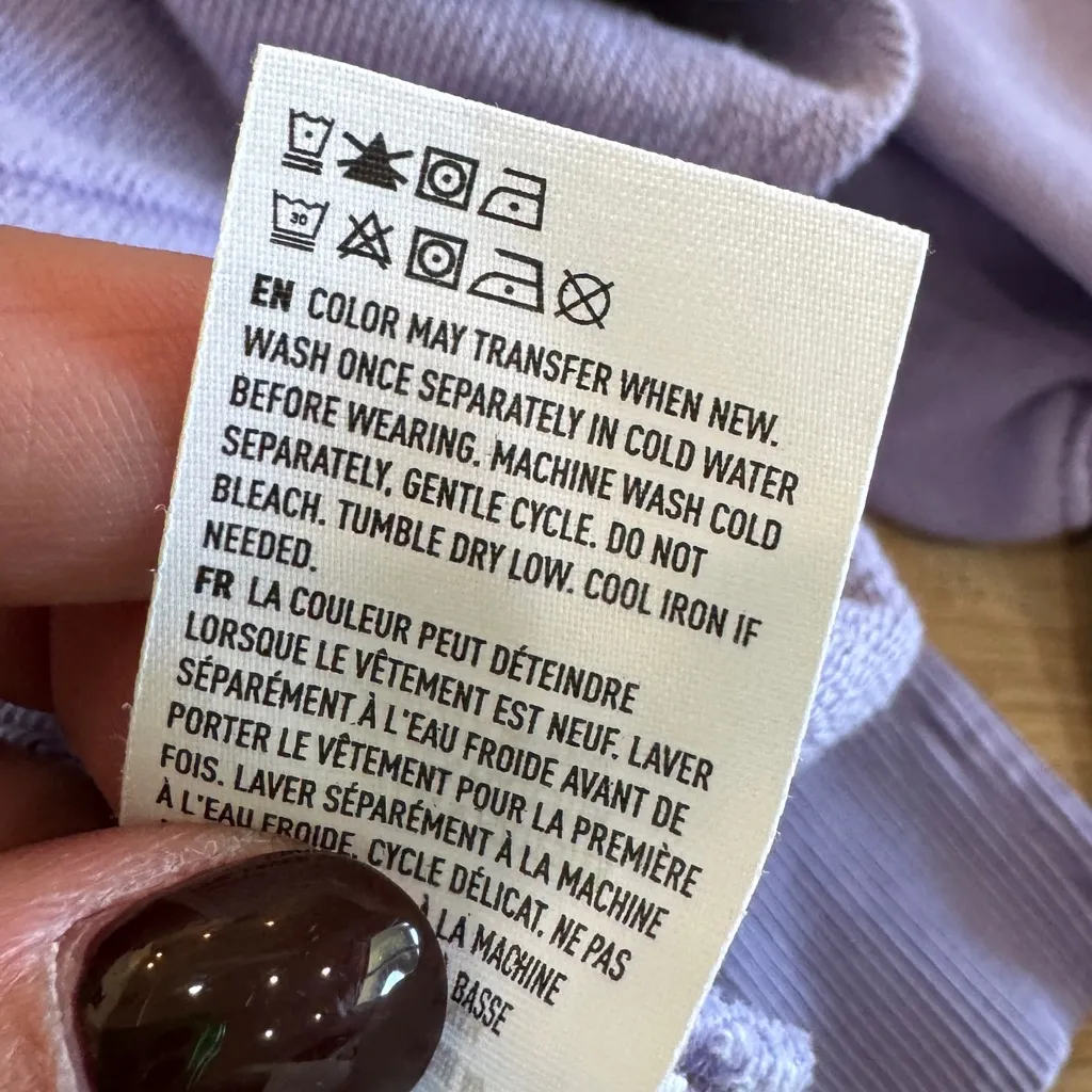 American Eagle  soft oversized big hug sweatshirt purple size medium - Image 4