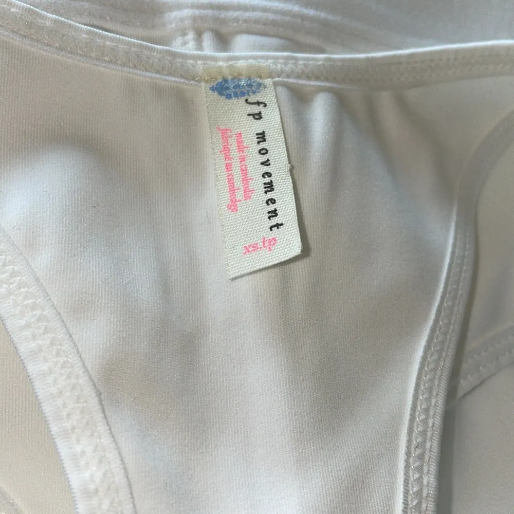 Free People NWT  X FP Movement Move Me Bra IN WHITE - Image 6