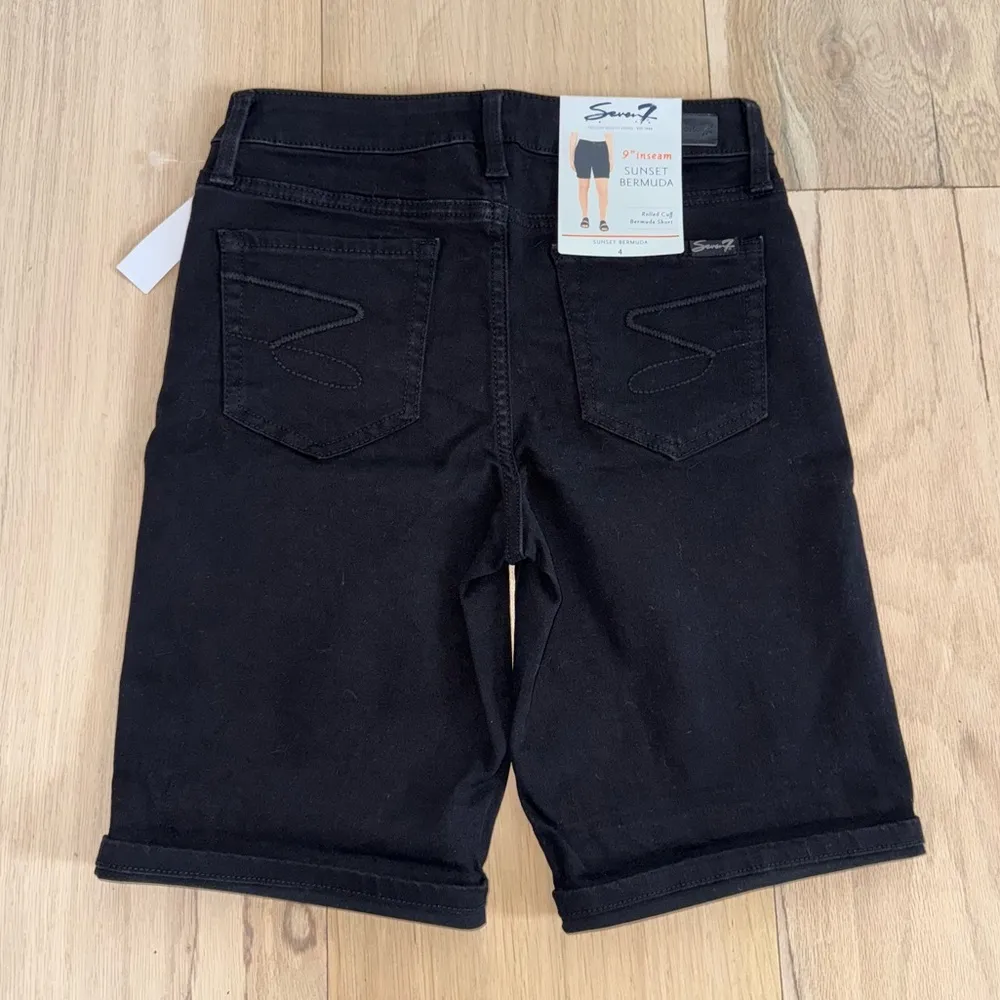 Seven7 Sunset Bermuda Shorts Black Rolled Cuffed Size 4 NWT - Image 5