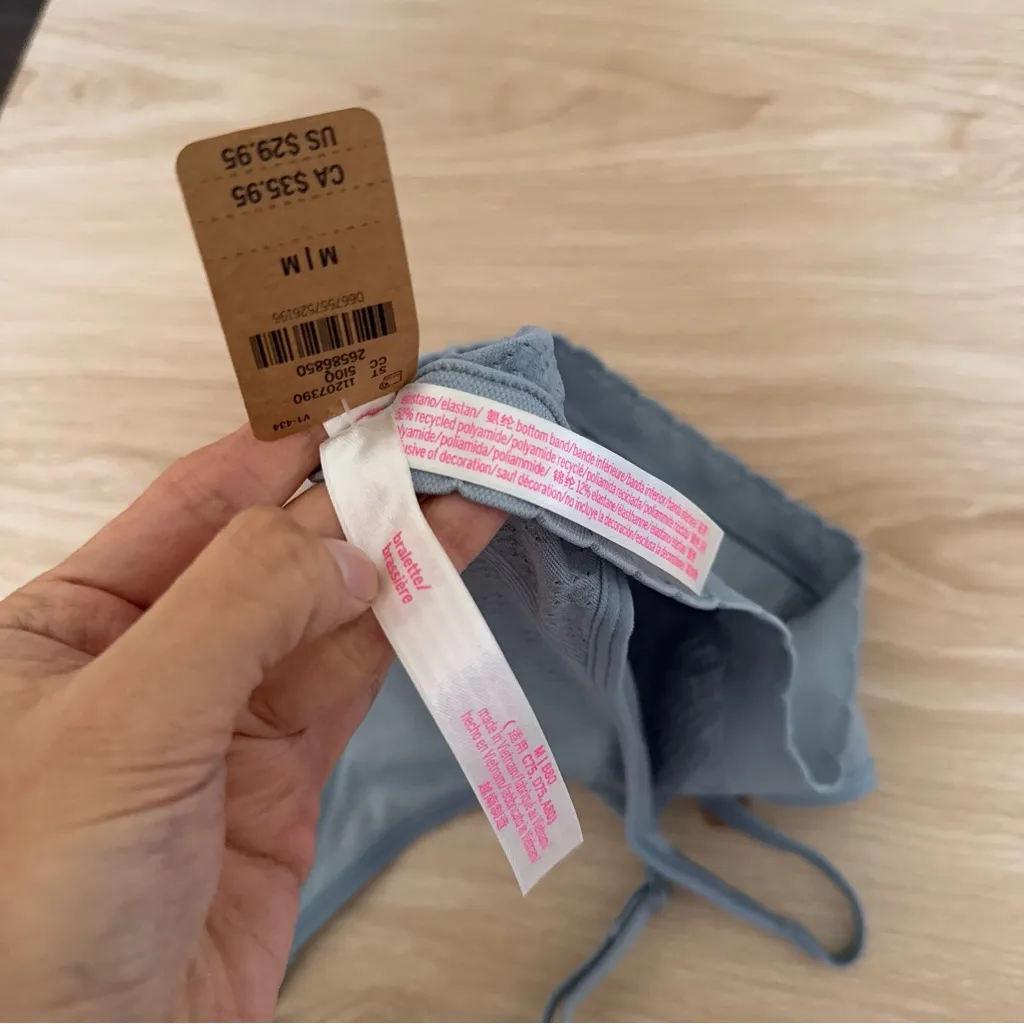 Pink Victoria’s Secret Medium NEW Sky Blue Wireless Bralette Plunge Pointelle - Image 4