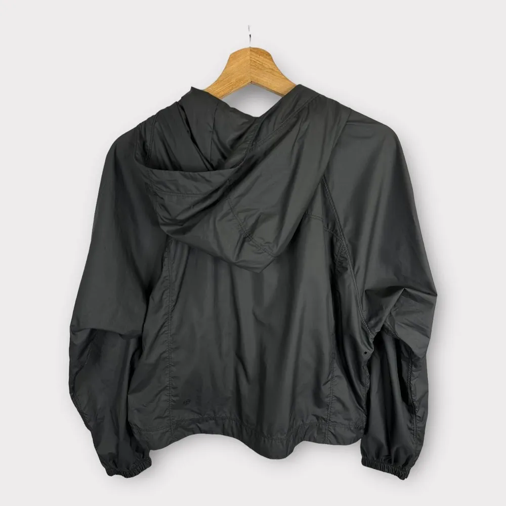 Lululemon Womens size 8 I Put A Shell On You Pullover Hooded Cropped Jacket - Image 5