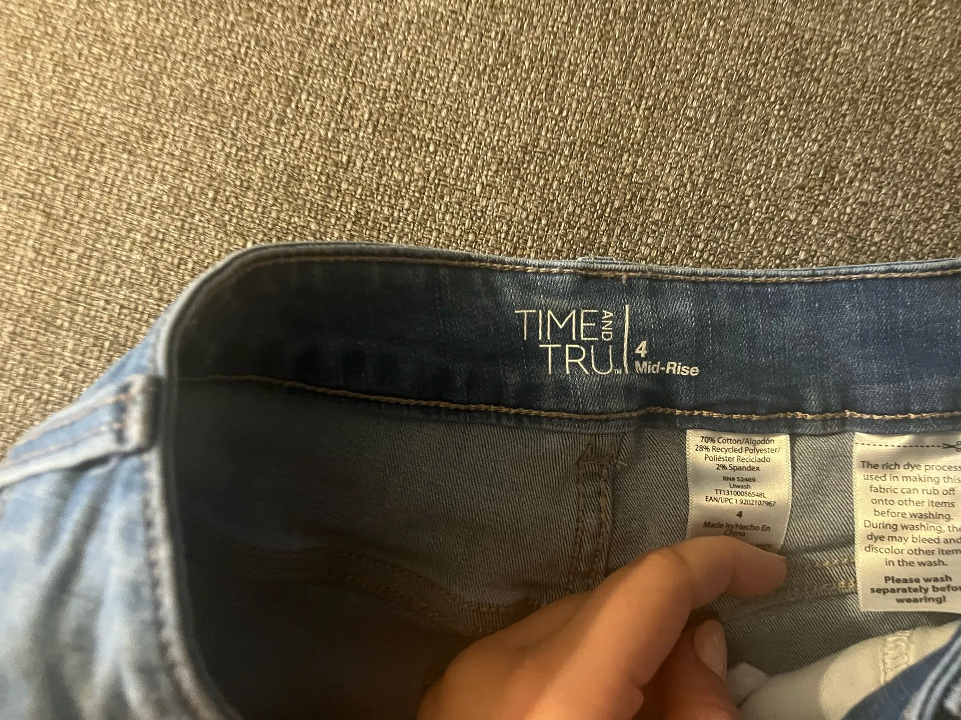 Time & Tru  Light Wash Jean Shorts - Image 3